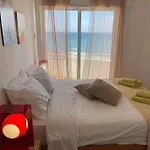 Alex 51 *