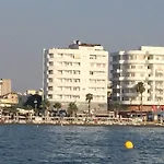 Alex 51 Larnaca