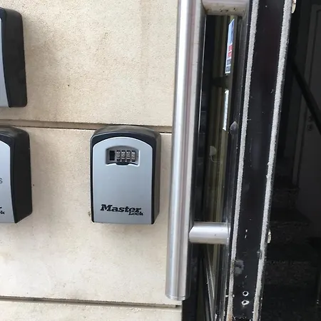 Alex 51 Apartman *